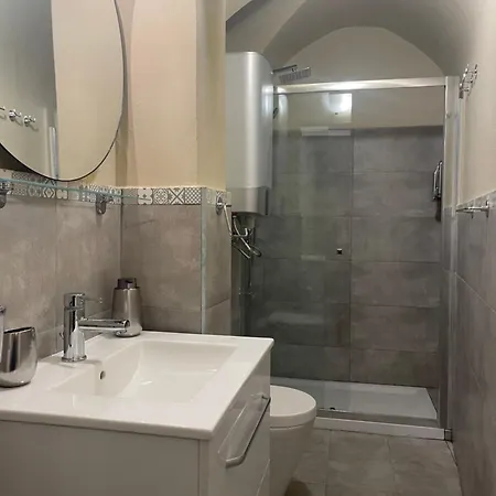 Hp Luxury Apartment *